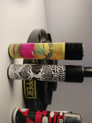 Lotto n3 • Set 4 accendini Clipper