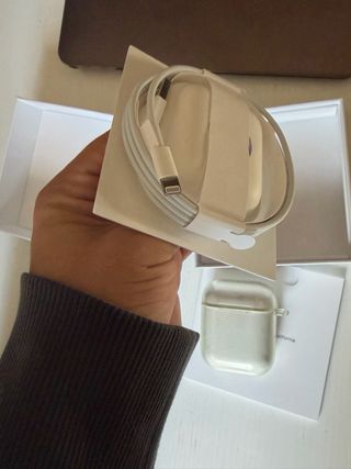 AirPods 2ª Gen Blancos