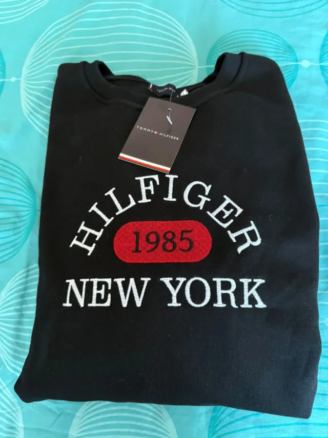 Sudadera Tommy Hilfiger Negra
