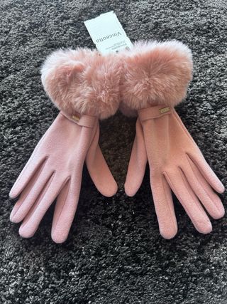 Guantes Vincetto rosas con pelo a estrenar.