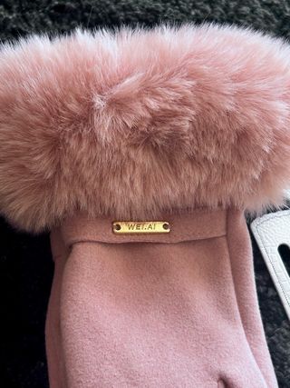 Guantes Vincetto rosas con pelo a estrenar.