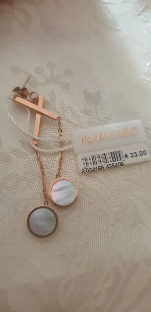 Orecchini pendenti cerchio nero oro