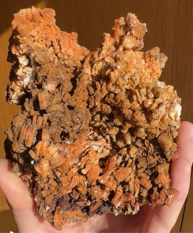 Barita naranja mineral