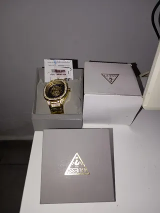 Reloj Guess Hombre Kingdom GW0565G1 Dorado