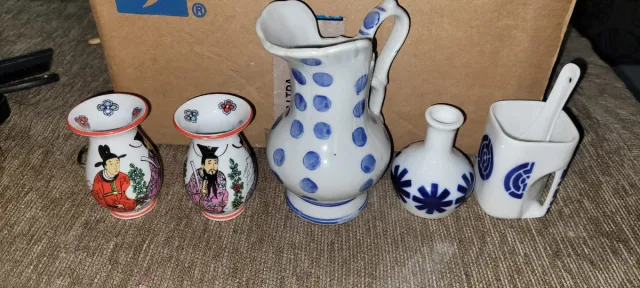 Lote de  cerámica decorativas