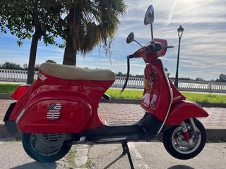 Vespa 125 FL Roja