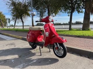 Vespa 125 FL Roja