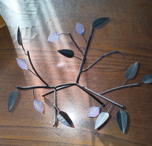 Centrotavola in vetro e ferro decorato