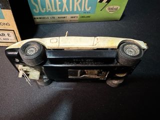 Coche Scalextric Tri-ang Gulf Antiguo