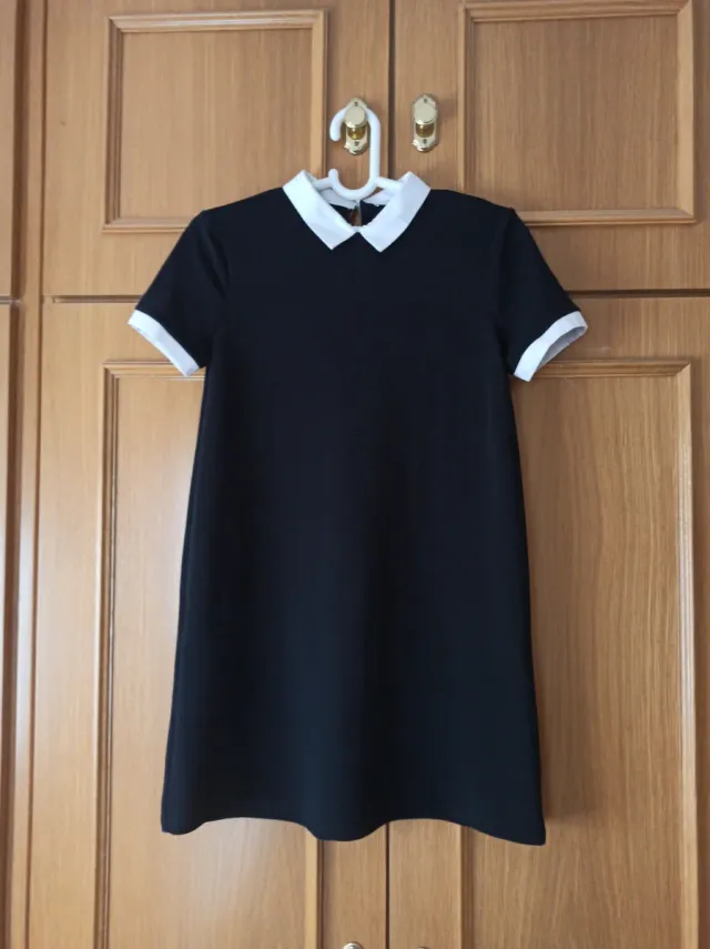 Vestido negro Zara