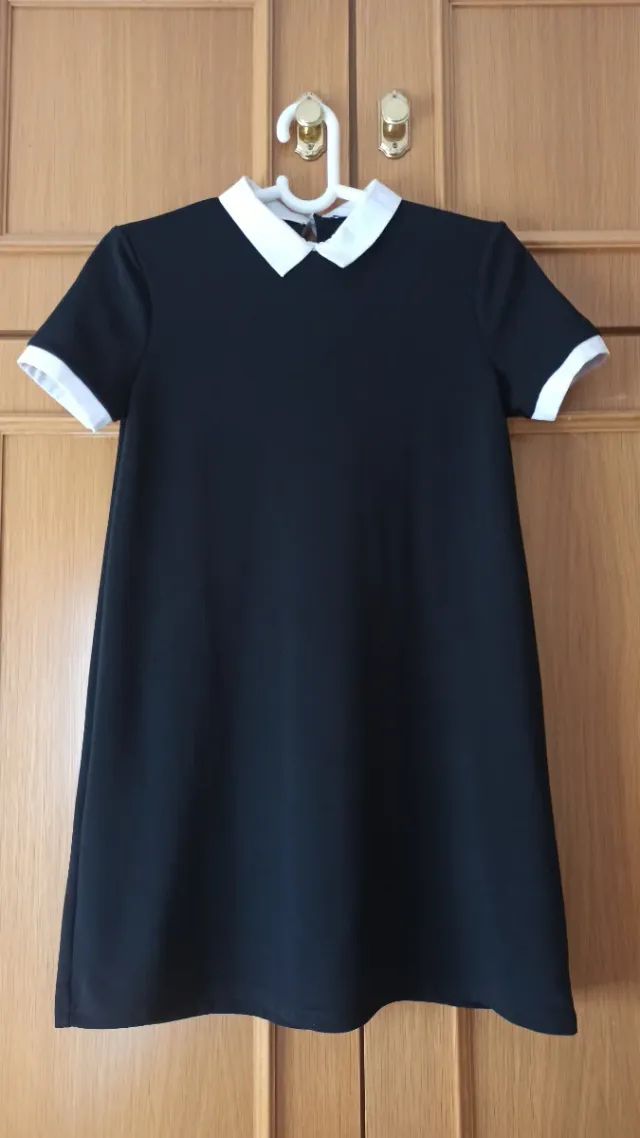 Vestido negro Zara