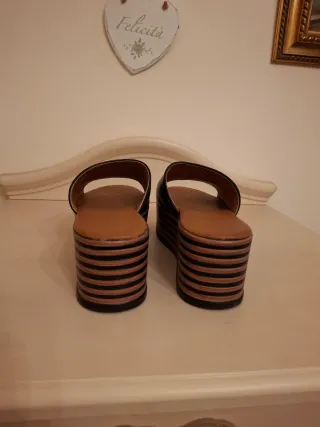 Sandali donna zeppa nero/marrone