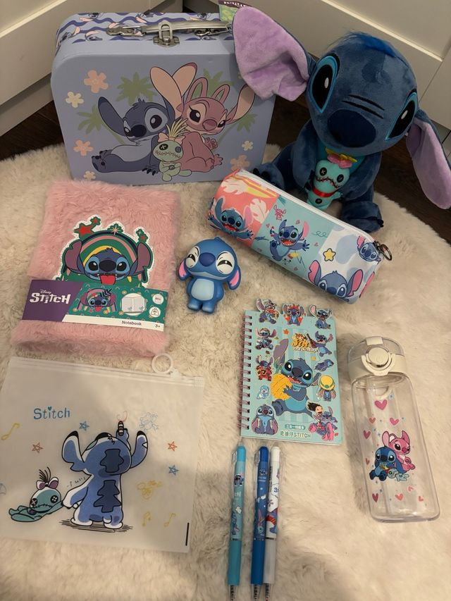 Caja regalo 11 piezas Stitch