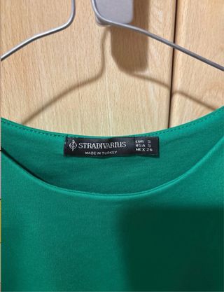 Body verde sin mangas