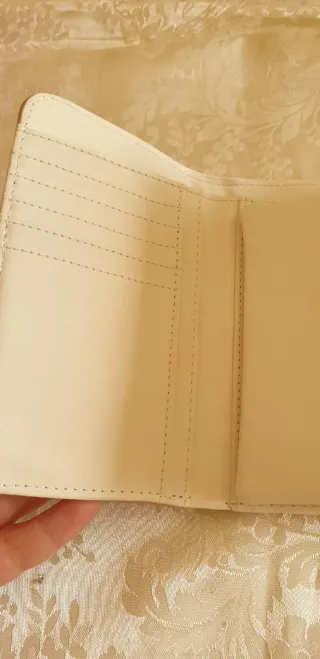 Portafoglio Ycoveri donna beige e rosa