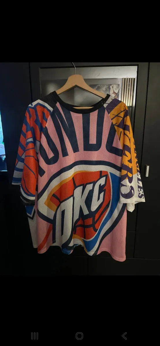 Camiseta Oversize Bershka NBA Talla M