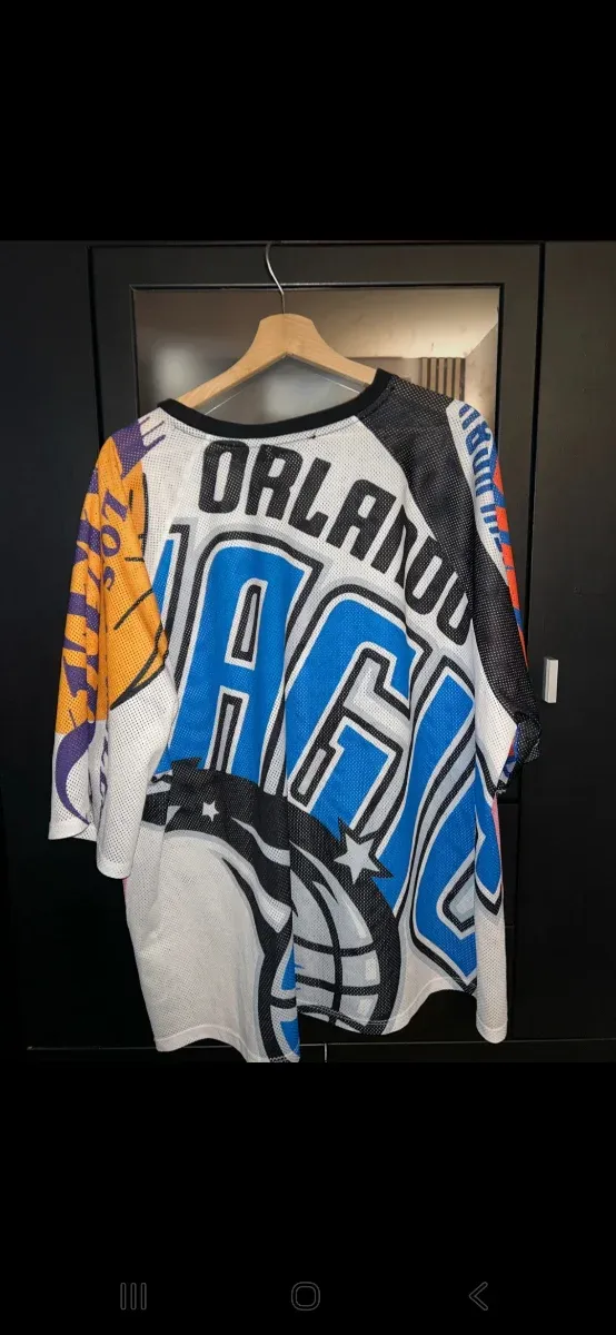 Camiseta Oversize Bershka NBA Talla M