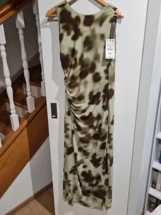 Vestido Zara estampado verde y marrón