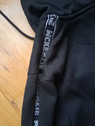 Sudadera McKenzie Negra con Cremallera