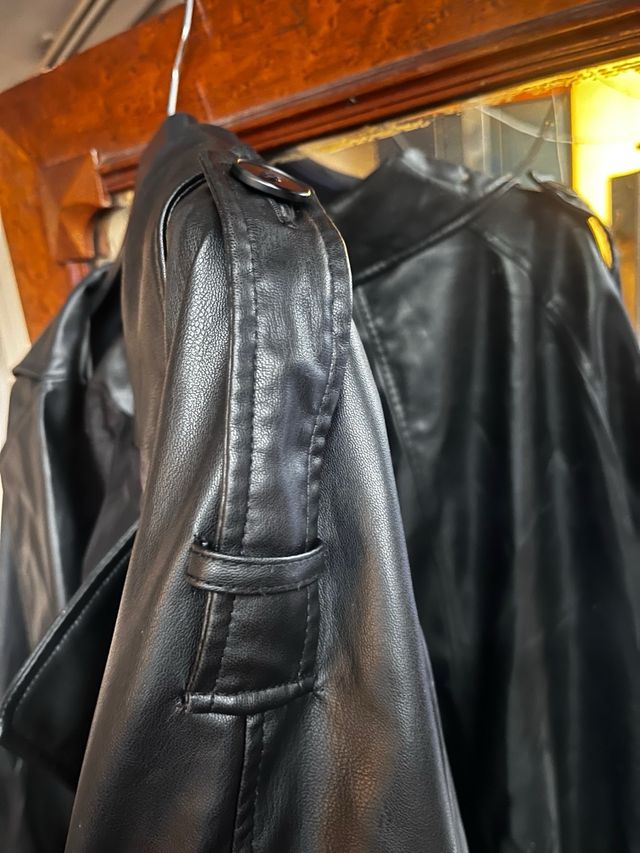 Gabardina larga Zara negra