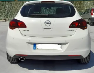Opel Astra 2009