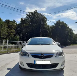 Opel Astra 2009
