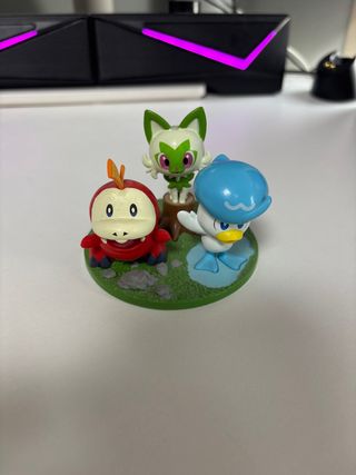 Figura Pokémon Escarlata y Púrpura