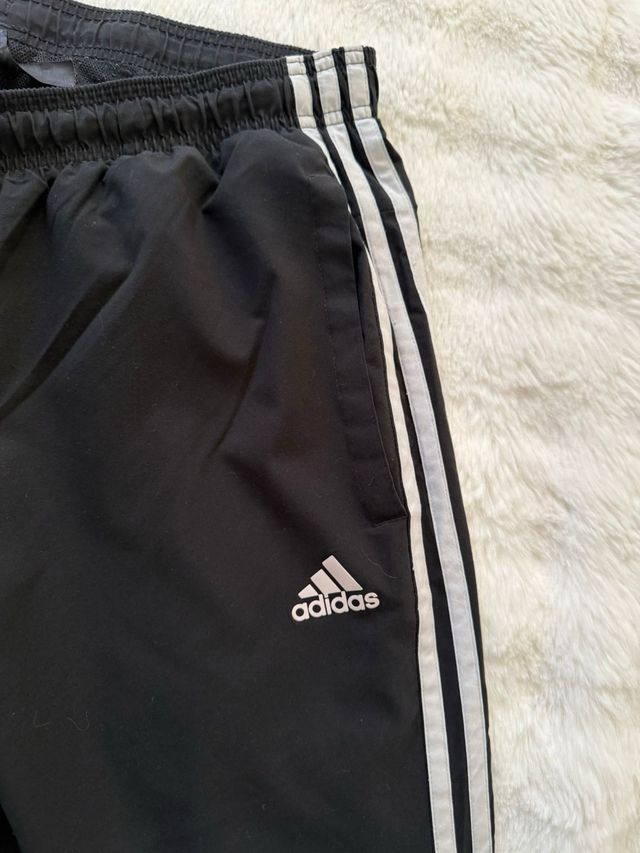 Pantaloni Adidas neri con bande laterali