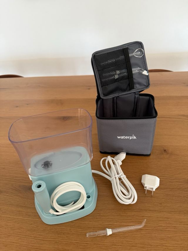 Waterpik Water Flosser con estuche
