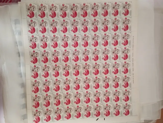 Lote Sellos España es un catálogo por 500 euro