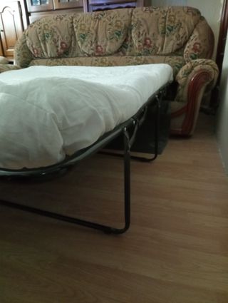 Sofá cama tela floral beige