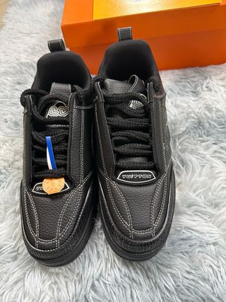 Louis Vuitton Skate Nere