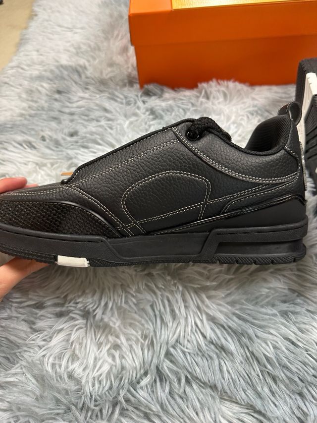 Louis Vuitton Skate Nere