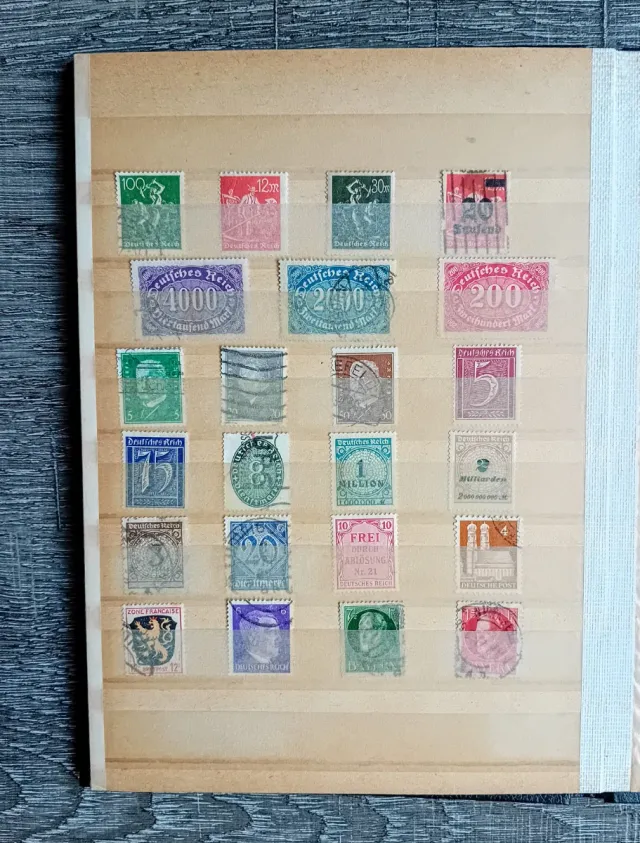 Francobolli del Terzo Reich + Album