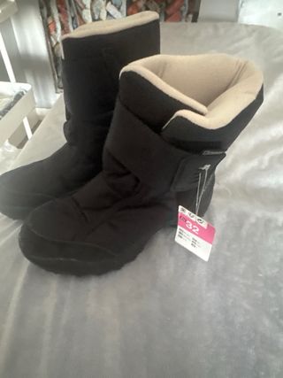 Botas de nieve sin estrenar Talla 32,
