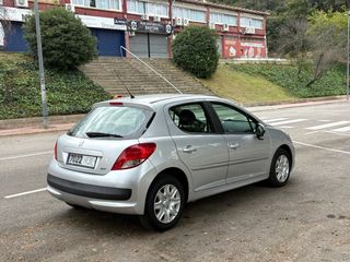 Peugeot 207 2012