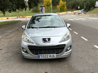 Peugeot 207 2012