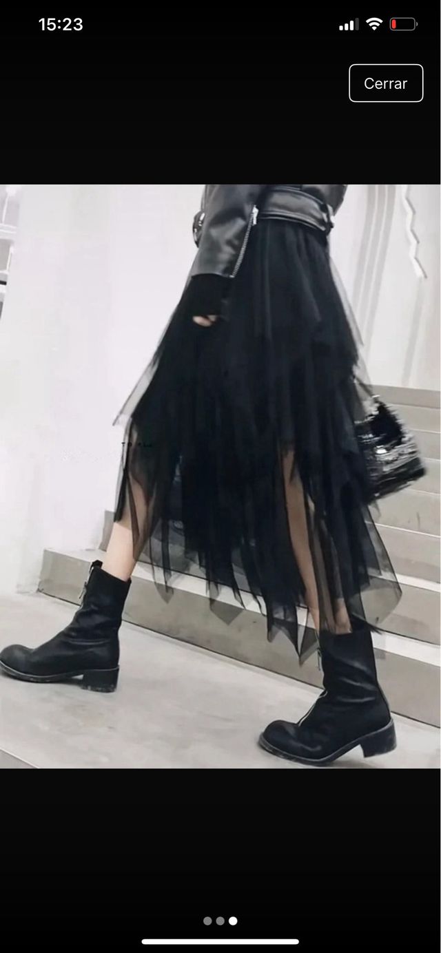 Falda tul negra capas asimétricas T. L