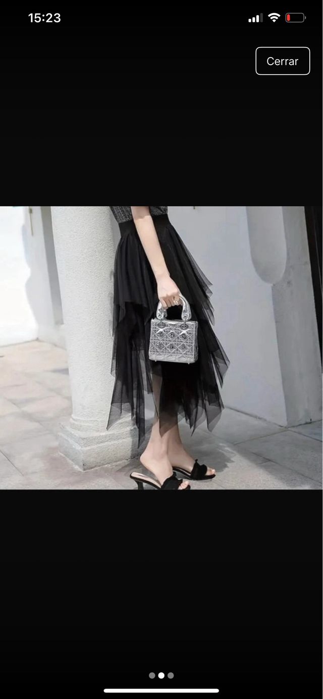 Falda tul negra capas asimétricas T. L