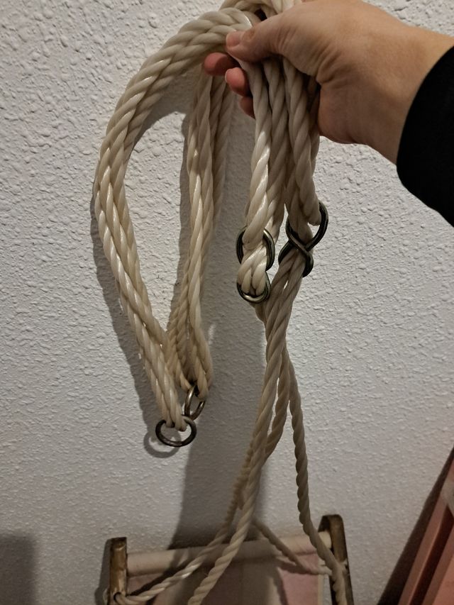 Columpio de tela a rayas rosas