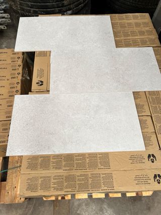 Lote de azulejo rectificado Verse Grey 30x60