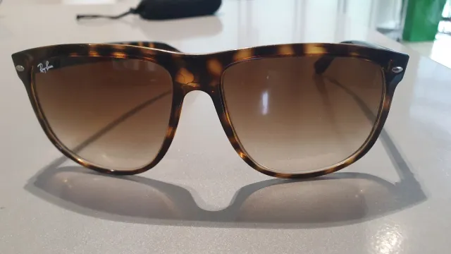 Occhiali da sole Ray-Ban tartarugati