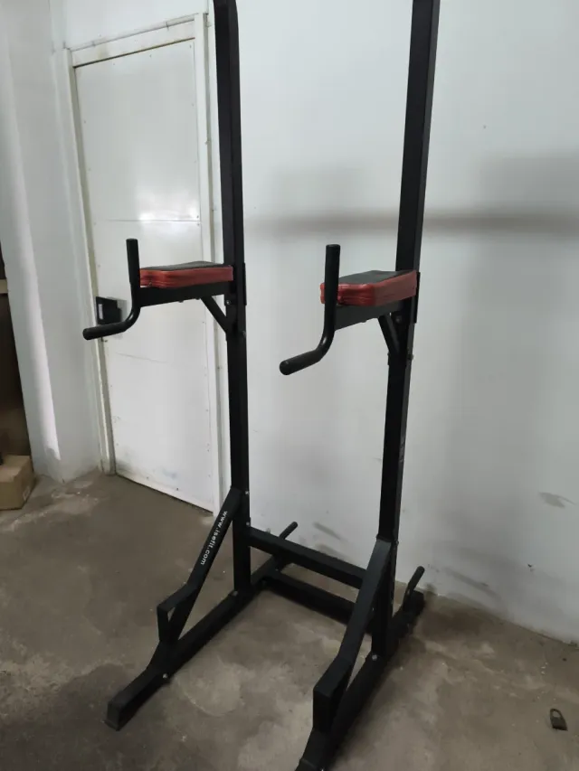 Torre de entrenamiento multifuncional