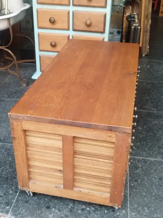 Mueble organizador antiguo de madera