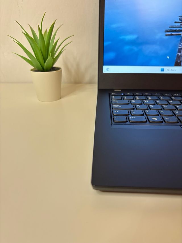 Lenovo Thinkpad L14 i5 10th Gen 16GB RAM 512GB SSD