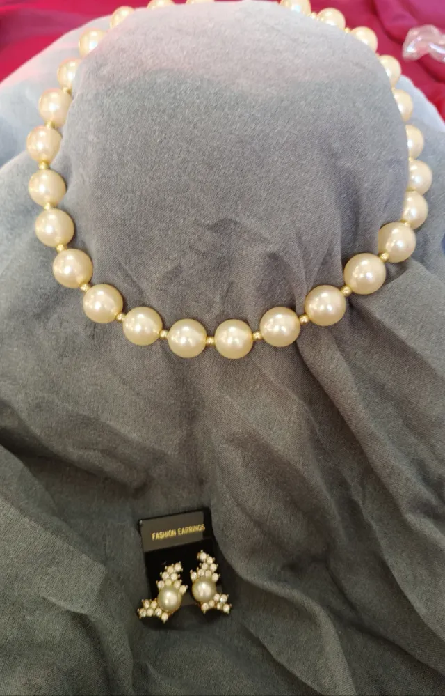 Collana fantasia in perla con orecchini