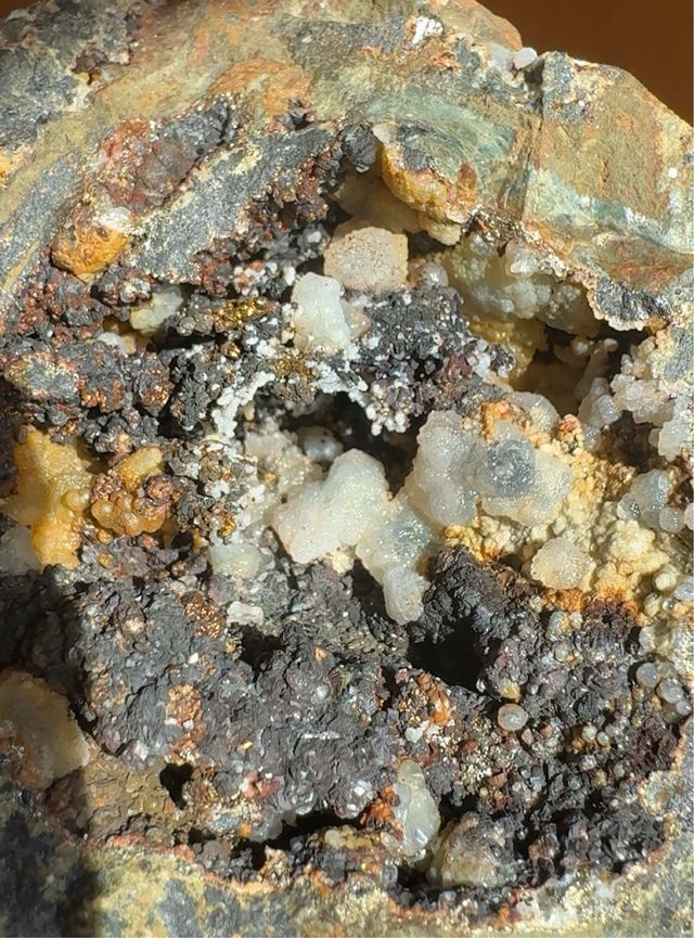 Geoda de Calcedonia Mineral