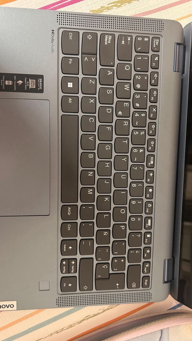 Lenovo IdeaPad Flex 5 14 Táctil Gris