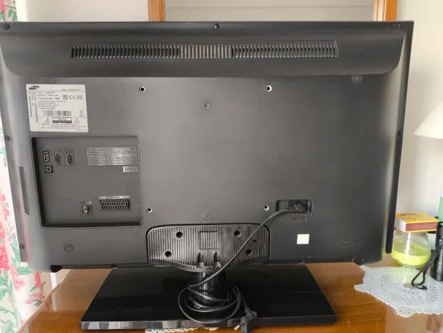 Televisión Samsung 32 Negra