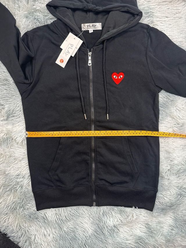 Felpa Ami Paris con cuore rosso